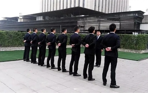 阆中解码催收流程透明化：债务清算的阳光路径